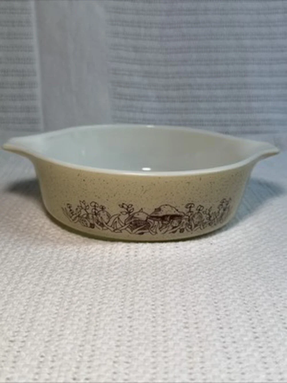 Vintage Pyrex Forest Fancies Mushroom 471B 473B  1- Clear Glass Lid
